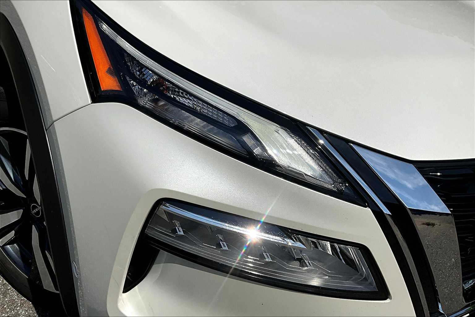 2023 Nissan Rogue SL photo 25