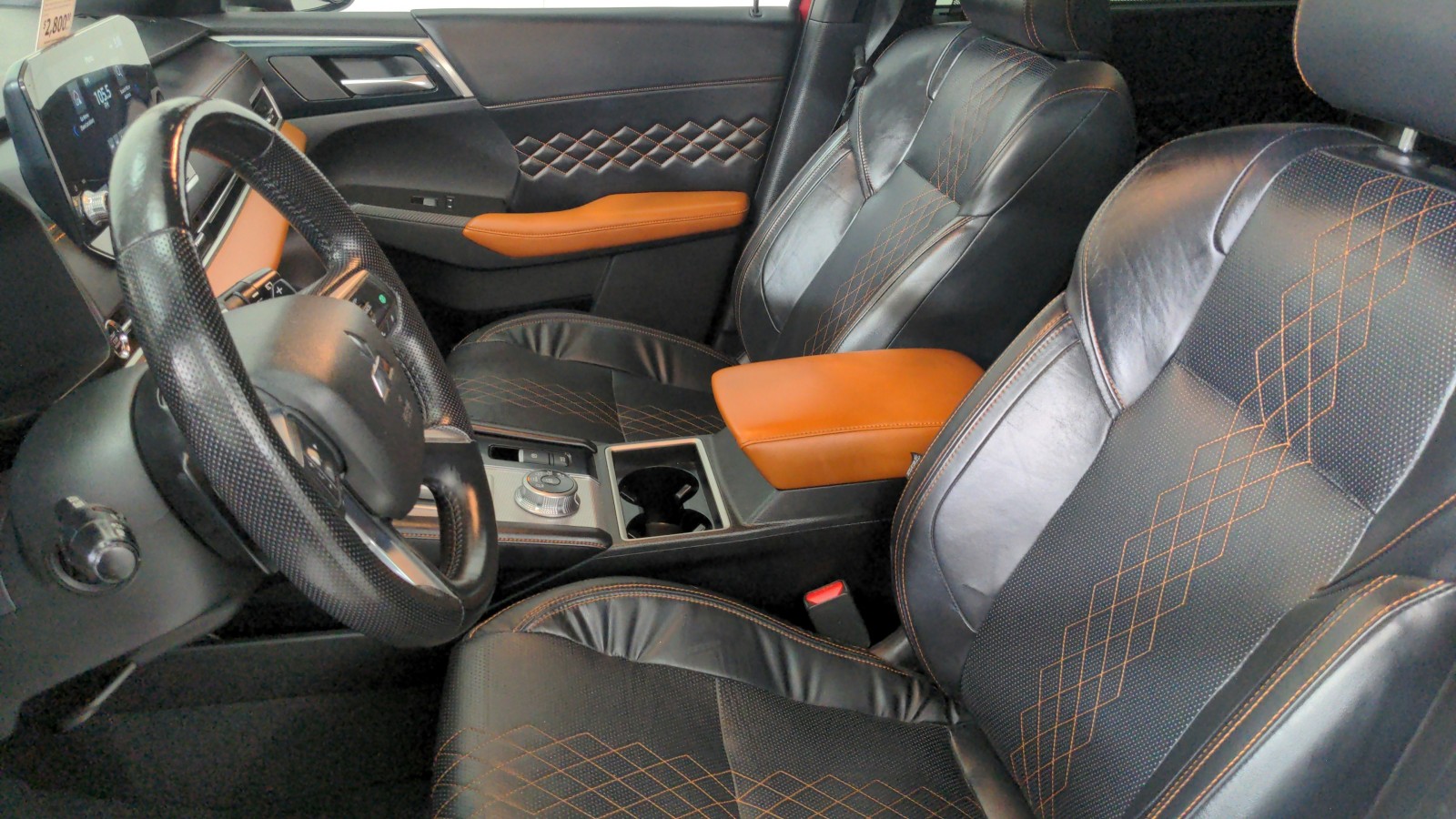 Used 2022  Mitsubishi SEL image 16