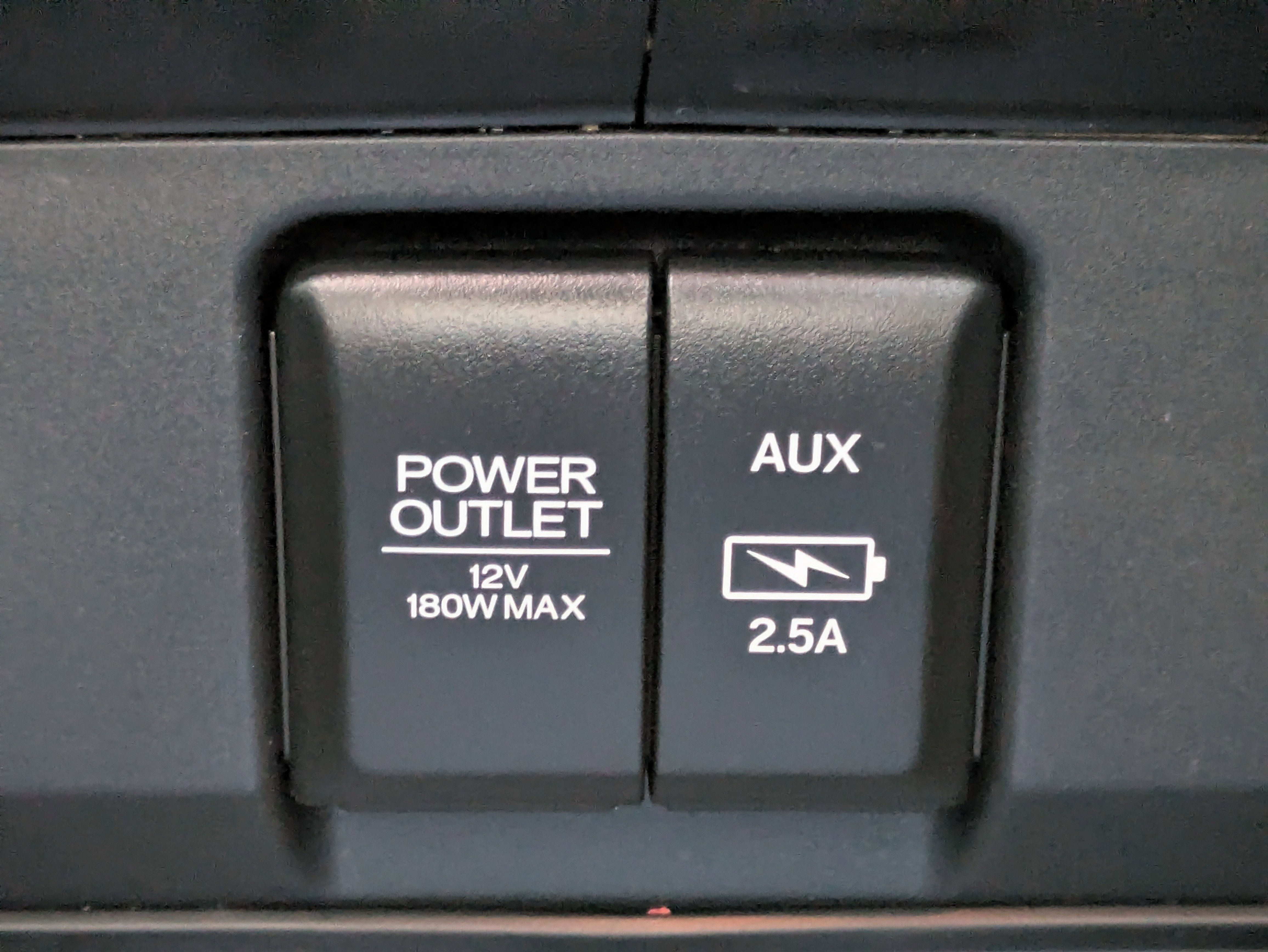 2022 Honda Pilot Special Edition photo 4