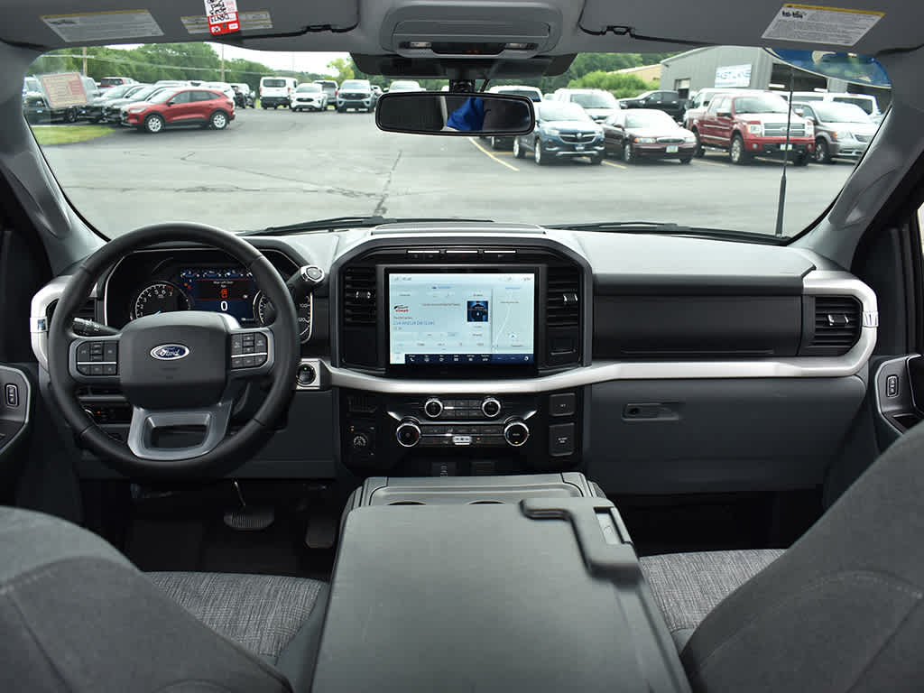2023 Ford F-150 XLT photo 4