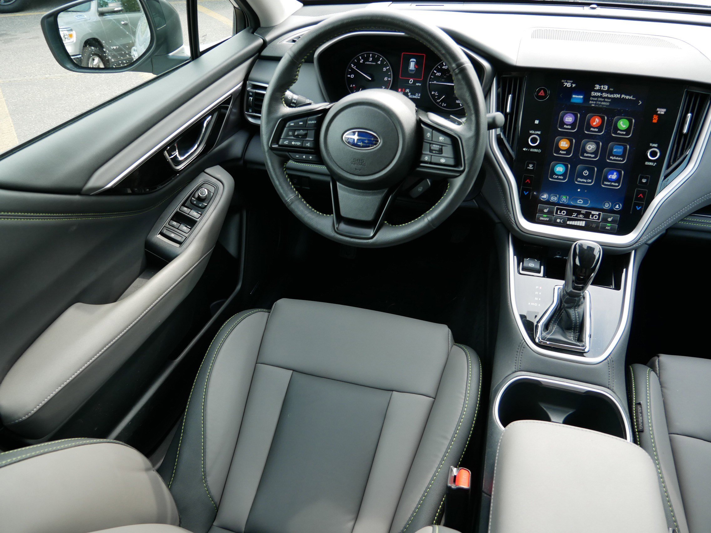 2024 Subaru Outback Onyx Edition photo 9
