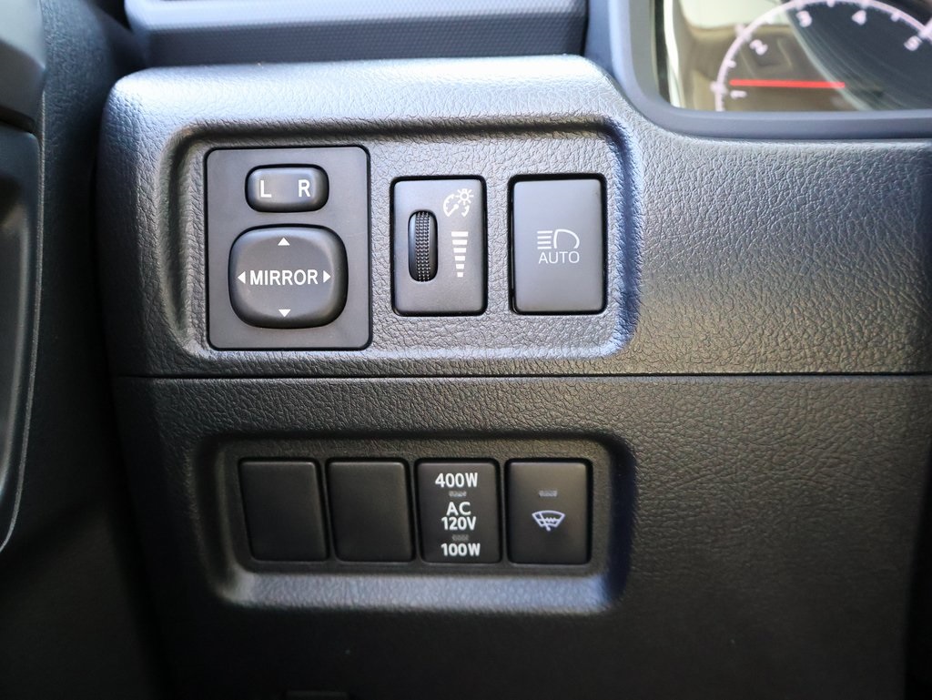 2024 Toyota 4Runner SR5 Premium photo 29