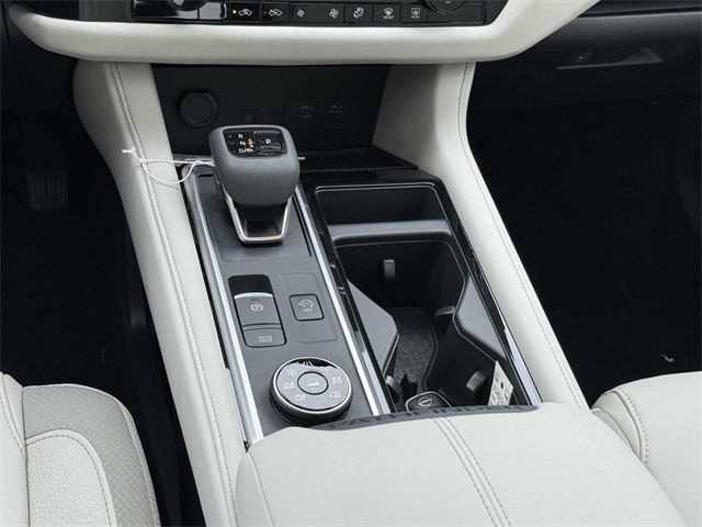 2025 Nissan Pathfinder SL photo 22