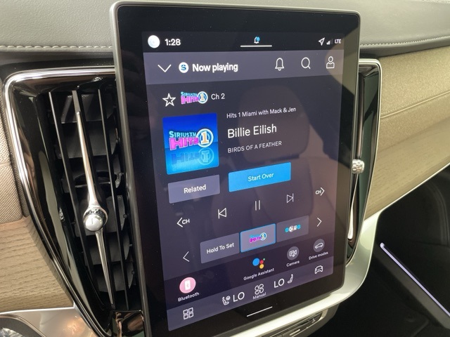 2026 Volvo XC90 AWD Plus photo 28