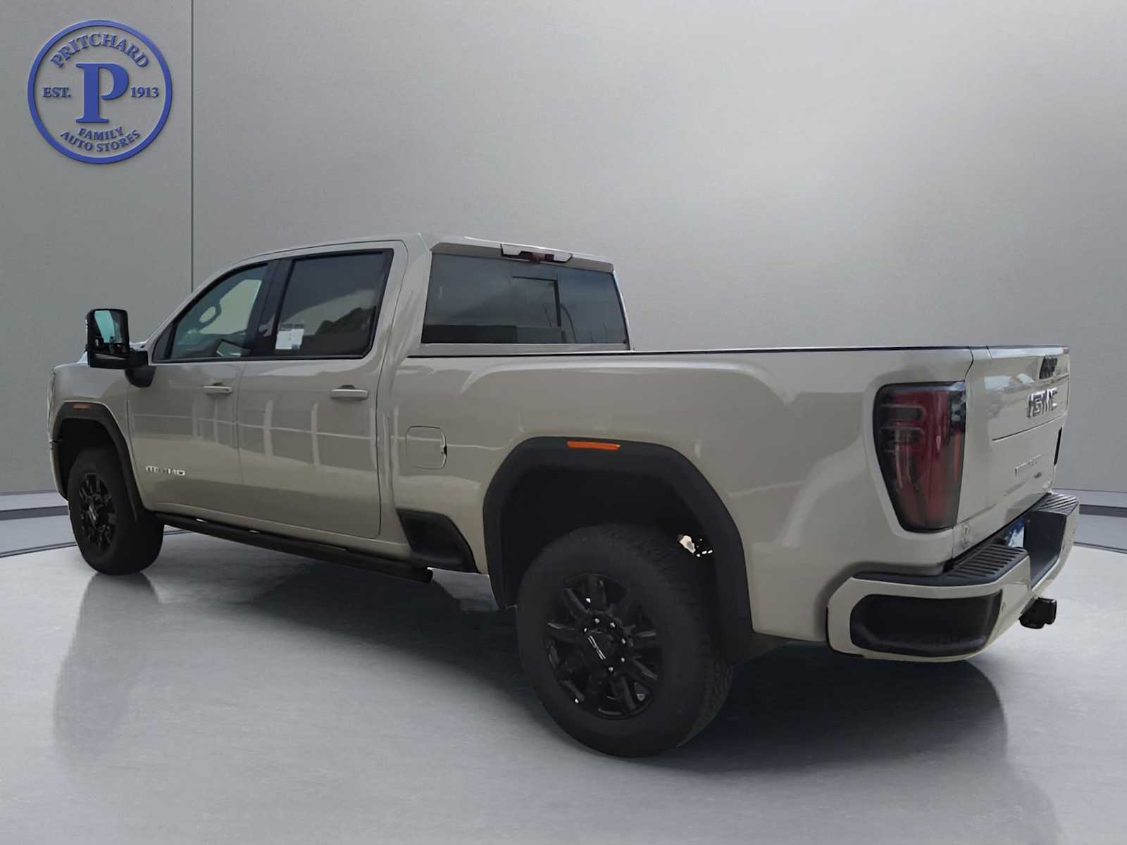 2026 Gmc Sierra 3500 HD AT4 photo 4