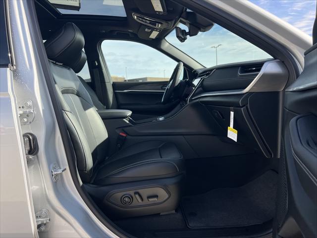 2025 Jeep Grand Cherokee Limited photo 23