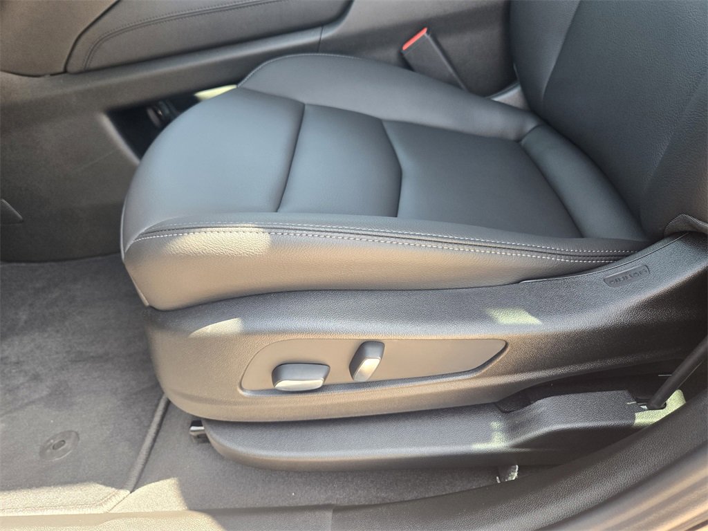 2025 Cadillac XT6 Luxury photo 21