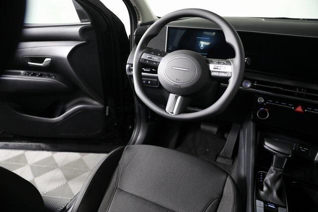 2025 Hyundai Tucson SEL photo 2
