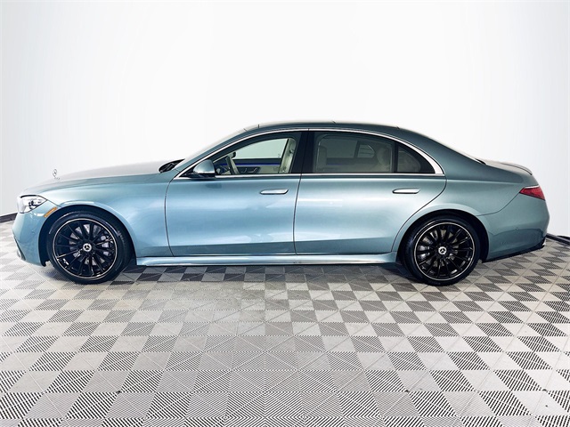 2026 Mercedes Benz S 580 4MATIC photo 4