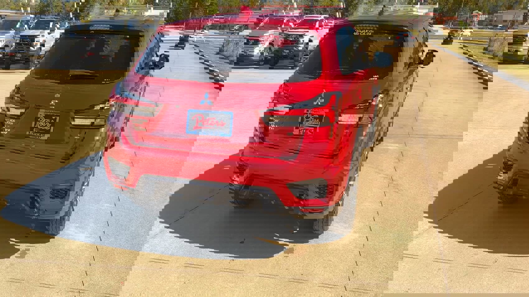 2024 Mitsubishi Outlander Sport SE photo 4