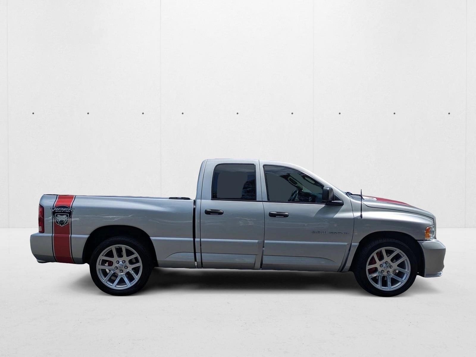 2005 Dodge Ram photo 4