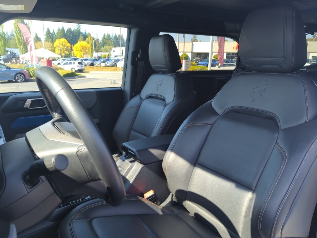 2022 Ford Bronco Badlands photo 16
