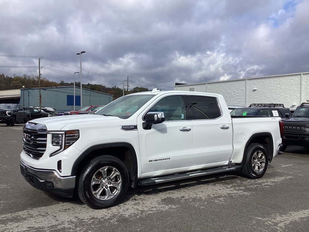 2024 GMC Sierra 1500 SLT's photo