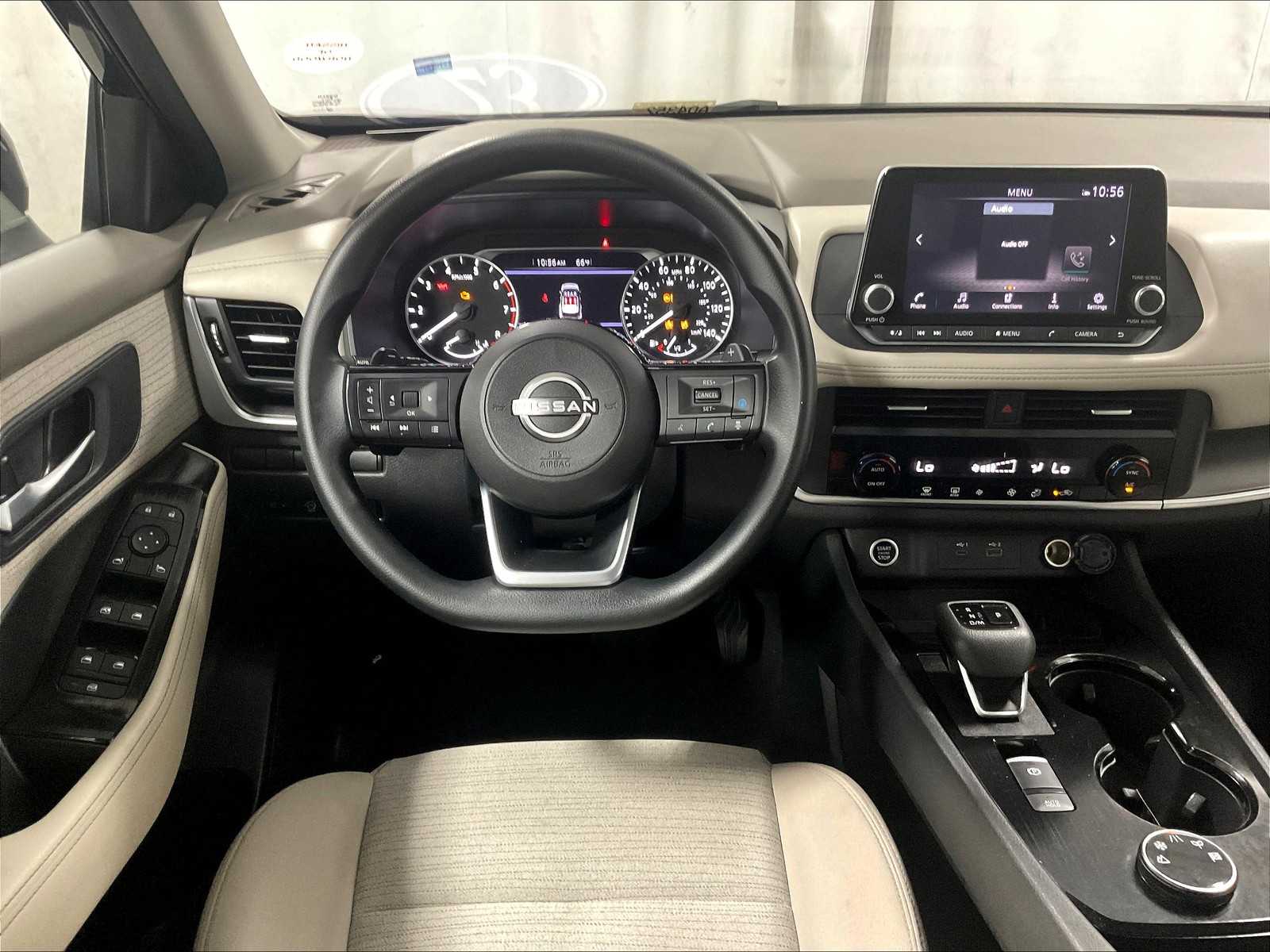 2023 Nissan Rogue SV photo 17