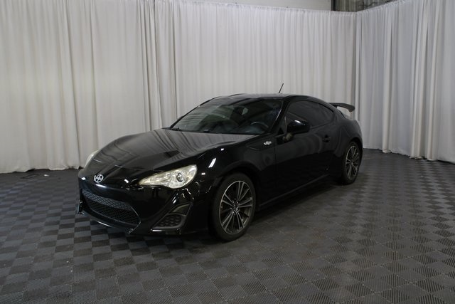 2013 Scion tC photo 17