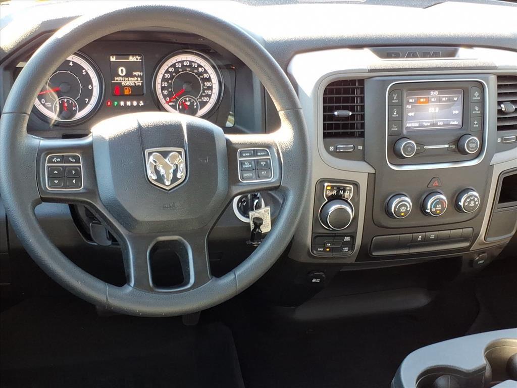 2021 Ram 1500 Classic Tradesman photo 4