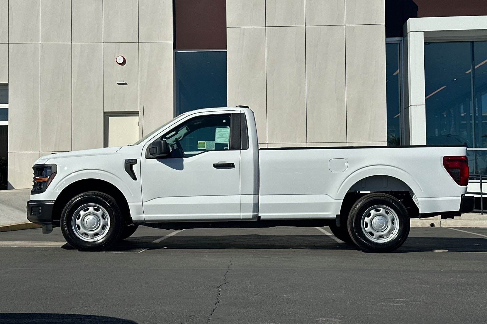 2025 Ford F-150 XL photo 6