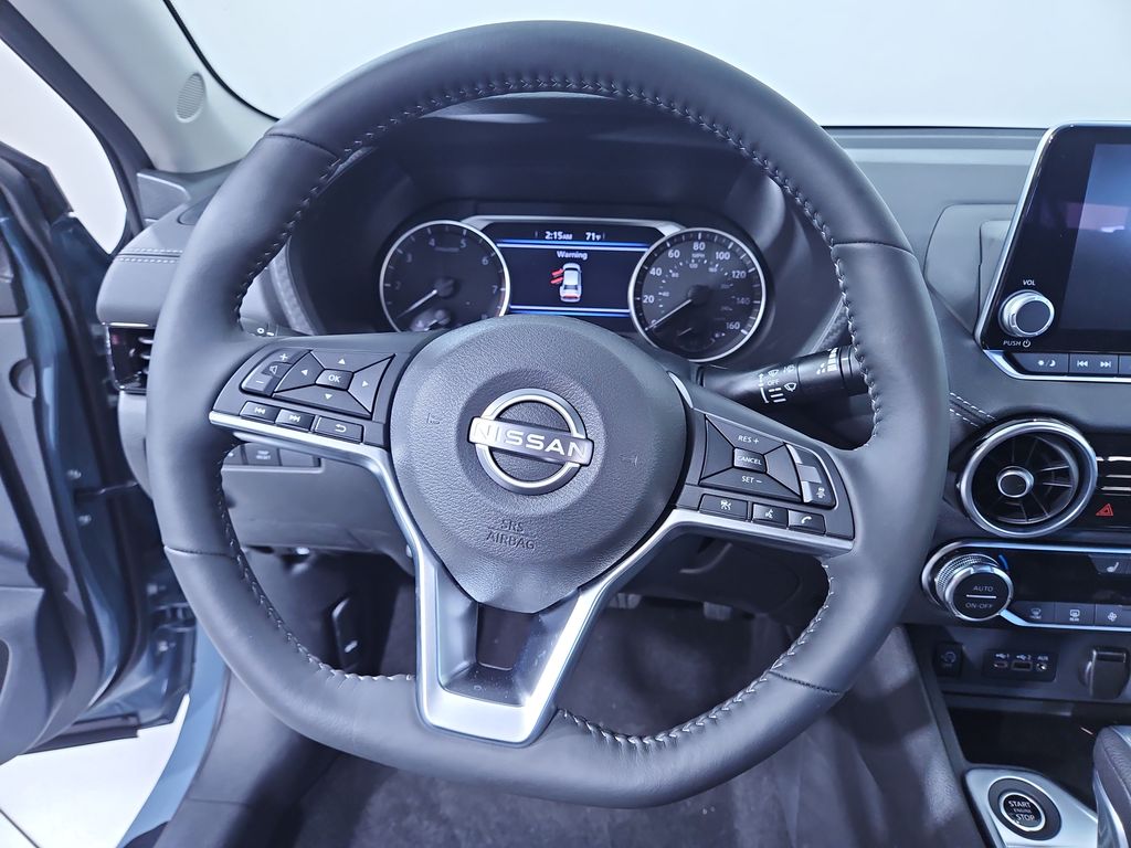 2025 Nissan Sentra SV photo 14