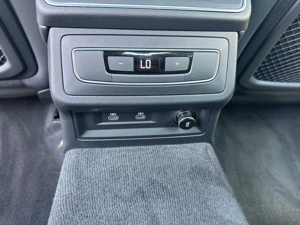 2022 Audi A6 3.0T Premium Quattro photo 11