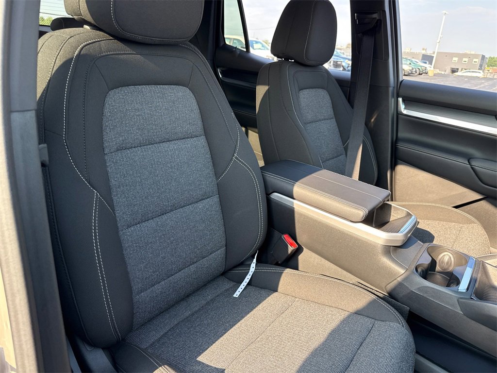 2026 Gmc Terrain Elevation Black Edition photo 32