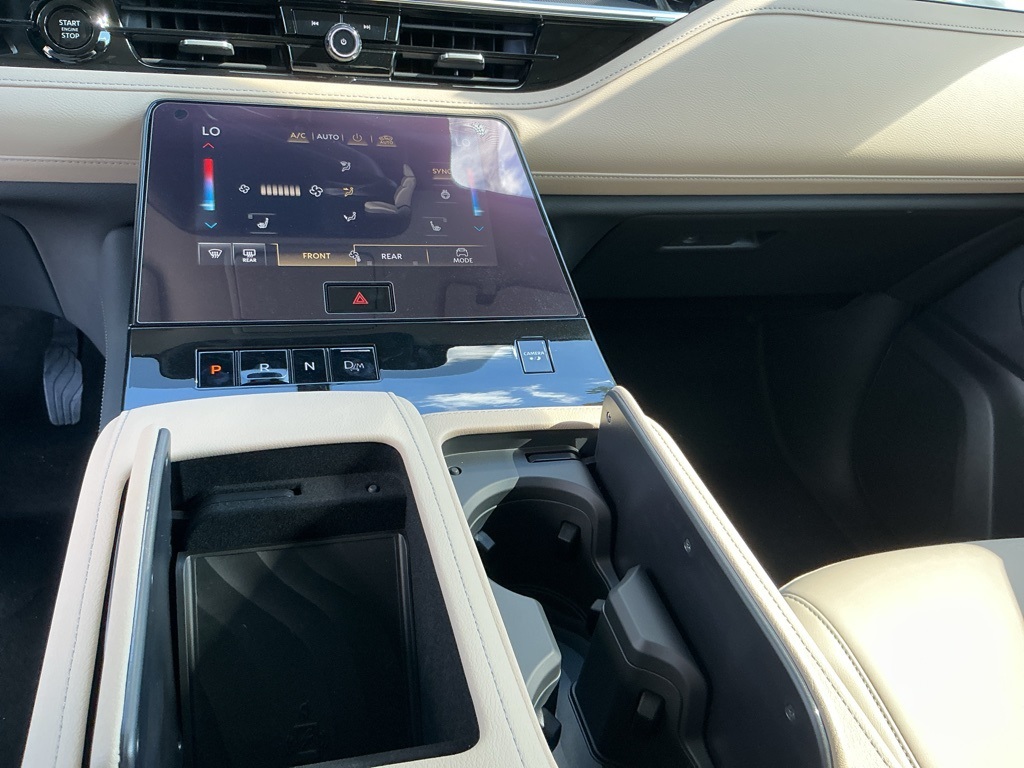 2026 Infiniti QX80 Pure photo 8