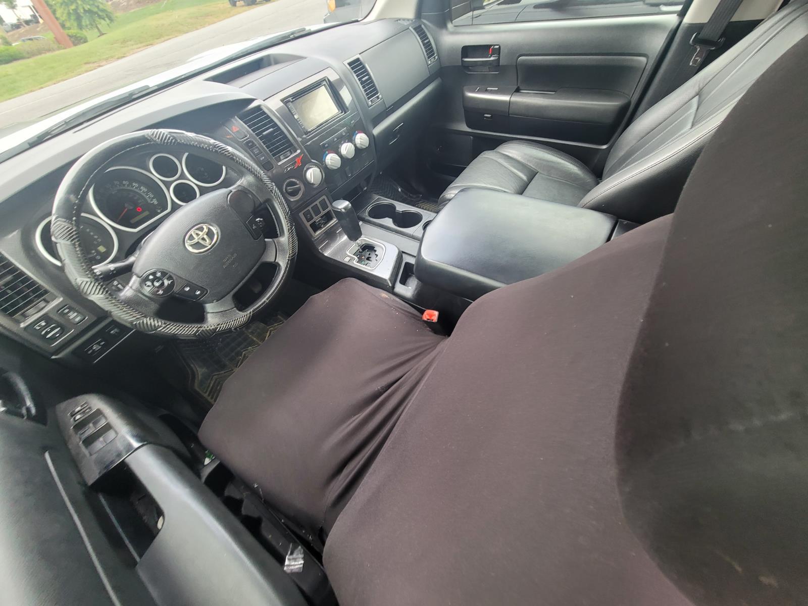 2013 Toyota Tundra SR5 photo 9