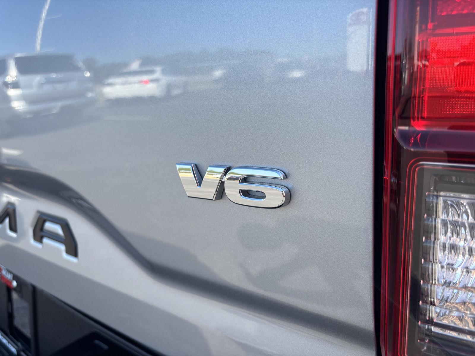 2022 Toyota Tacoma SR5 V6 photo 32