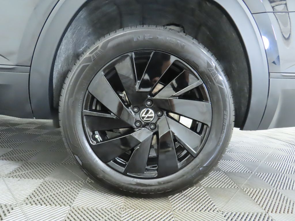 2026 Volkswagen Atlas SE Technology photo 29