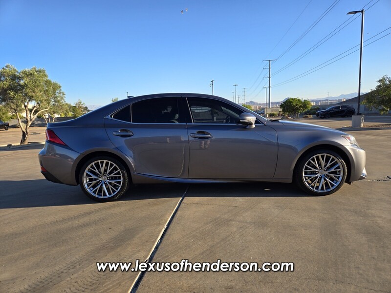 2014 Lexus IS 250 photo 7
