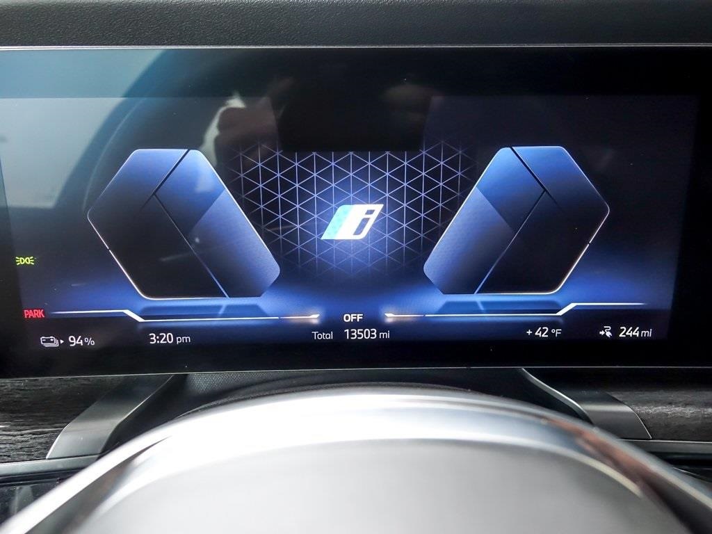 2023 BMW I7 - Image 15