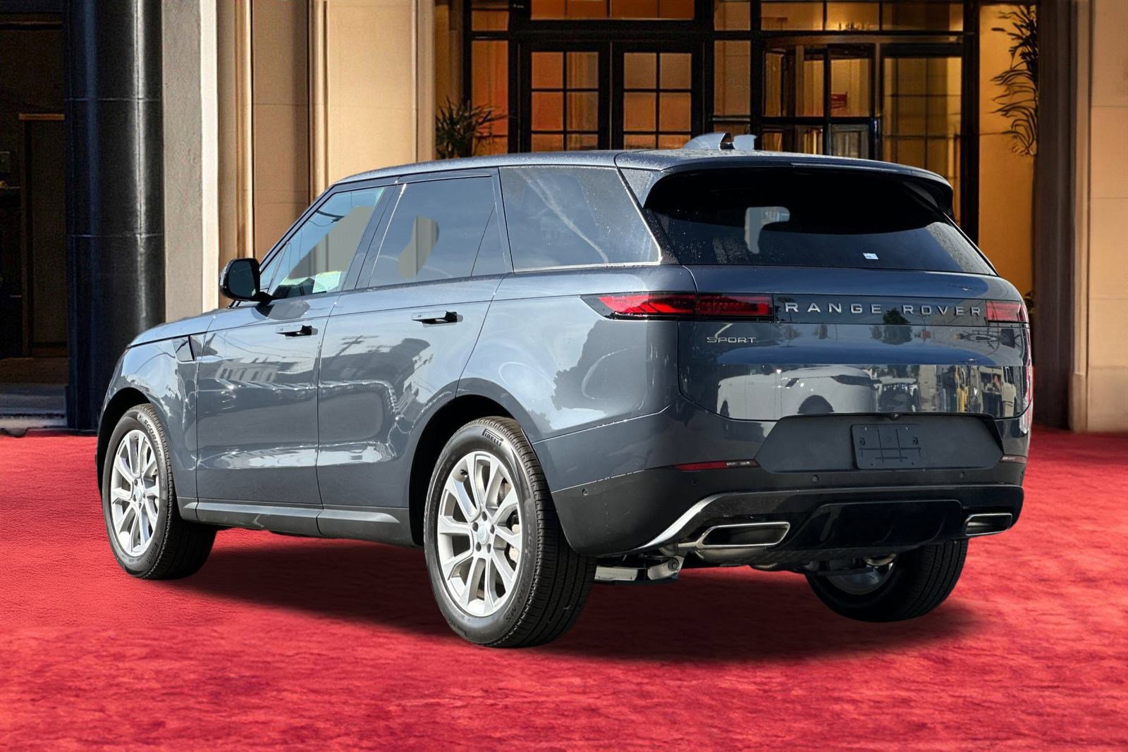 2025 Land Rover Range Rover Sport SE photo 2