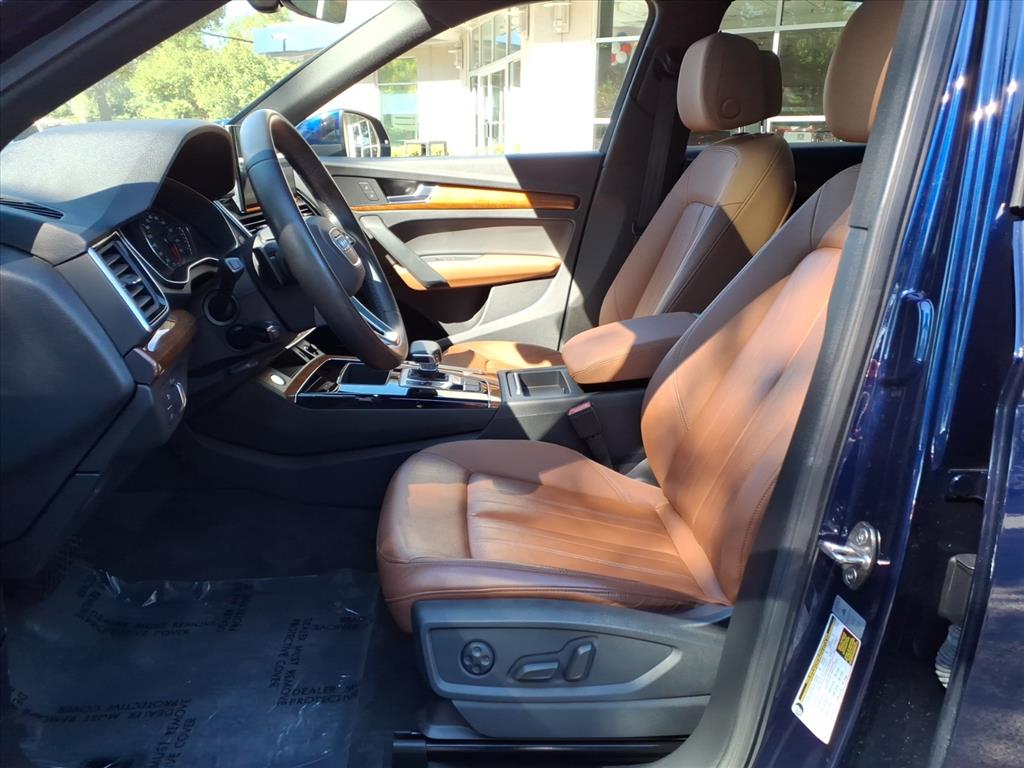 2021 Audi Q5 Premium 45 TFSI photo 16