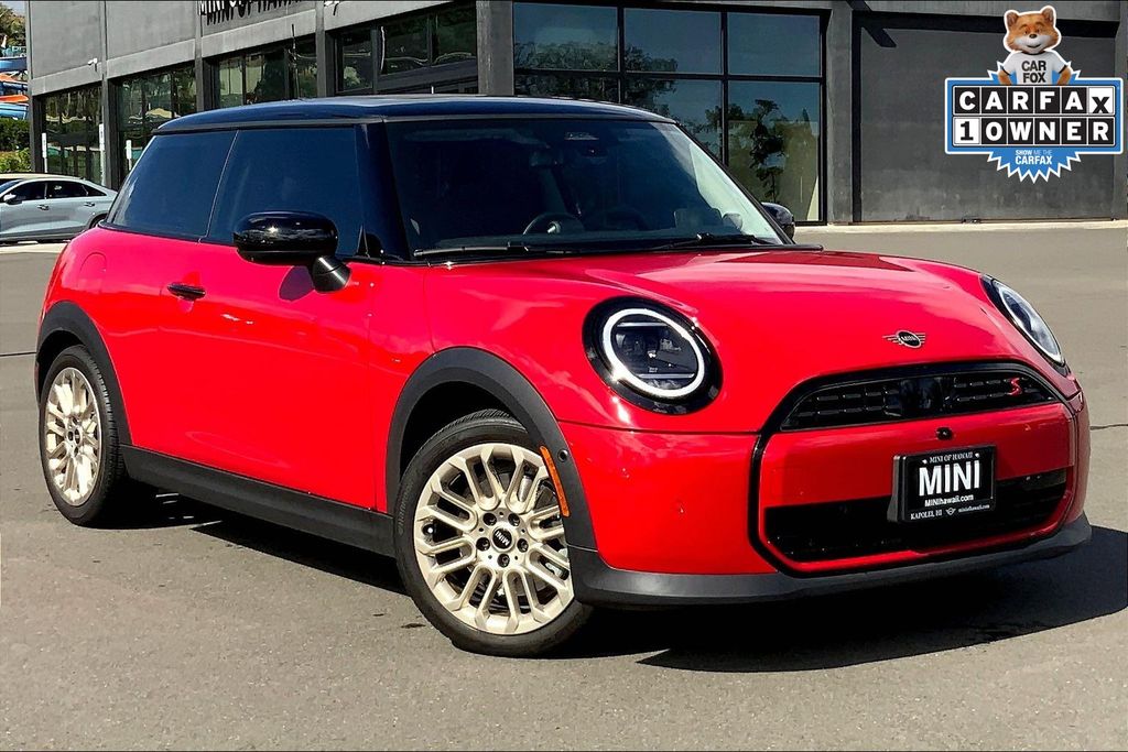2025 MINI Hardtop 2 Door S's photo