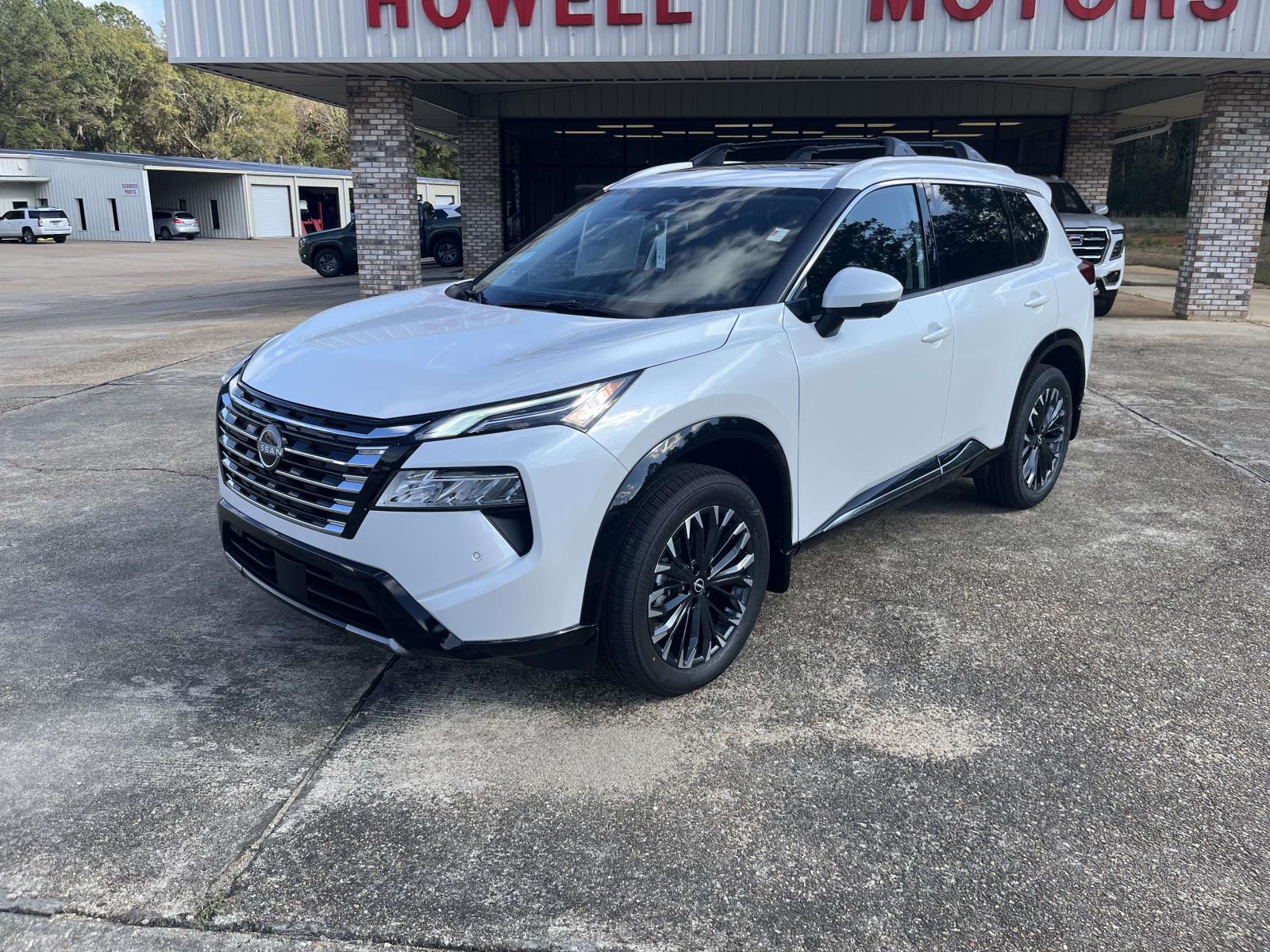 2026 Nissan Rogue Platinum's photo