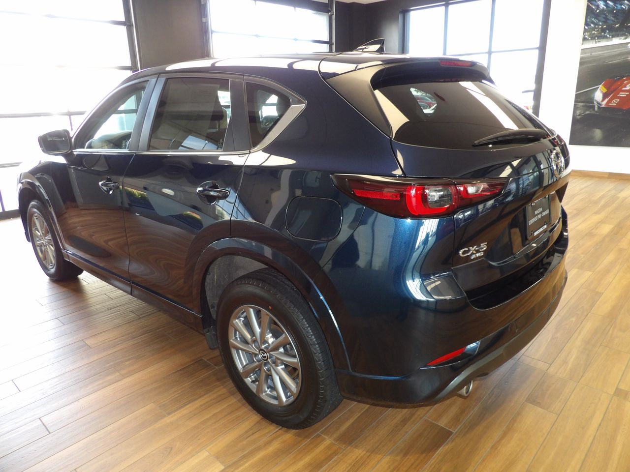 2024 Mazda CX-5 2.5 Select photo 8