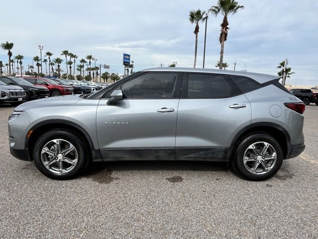 2024 Chevrolet Blazer 2LT photo 2