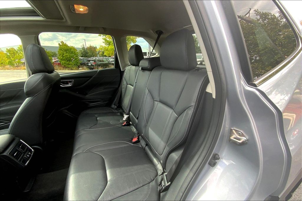 2020 Subaru Forester Limited photo 20