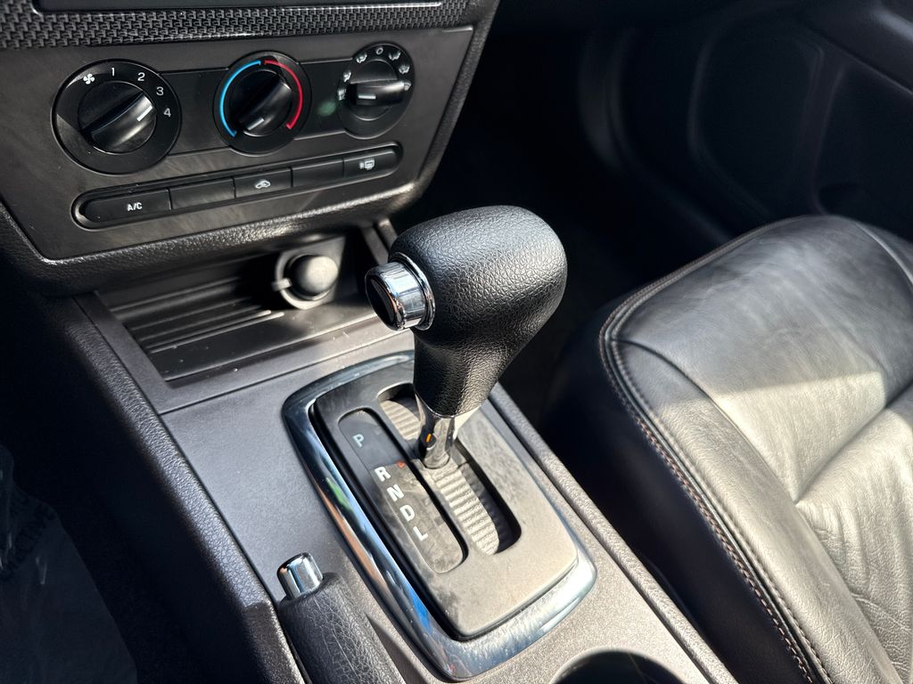2009 Ford Fusion SE photo 15