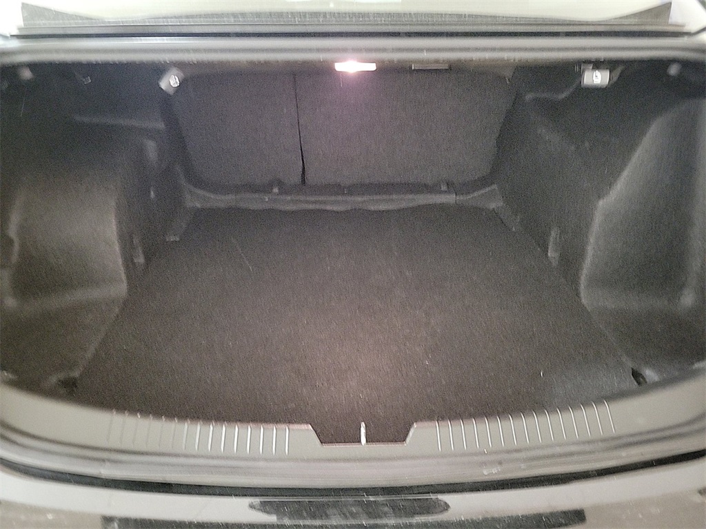 2022 CHEVROLET MALIBU - Image 23