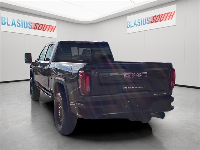 2023 Gmc Sierra 3500 HD Denali photo 2