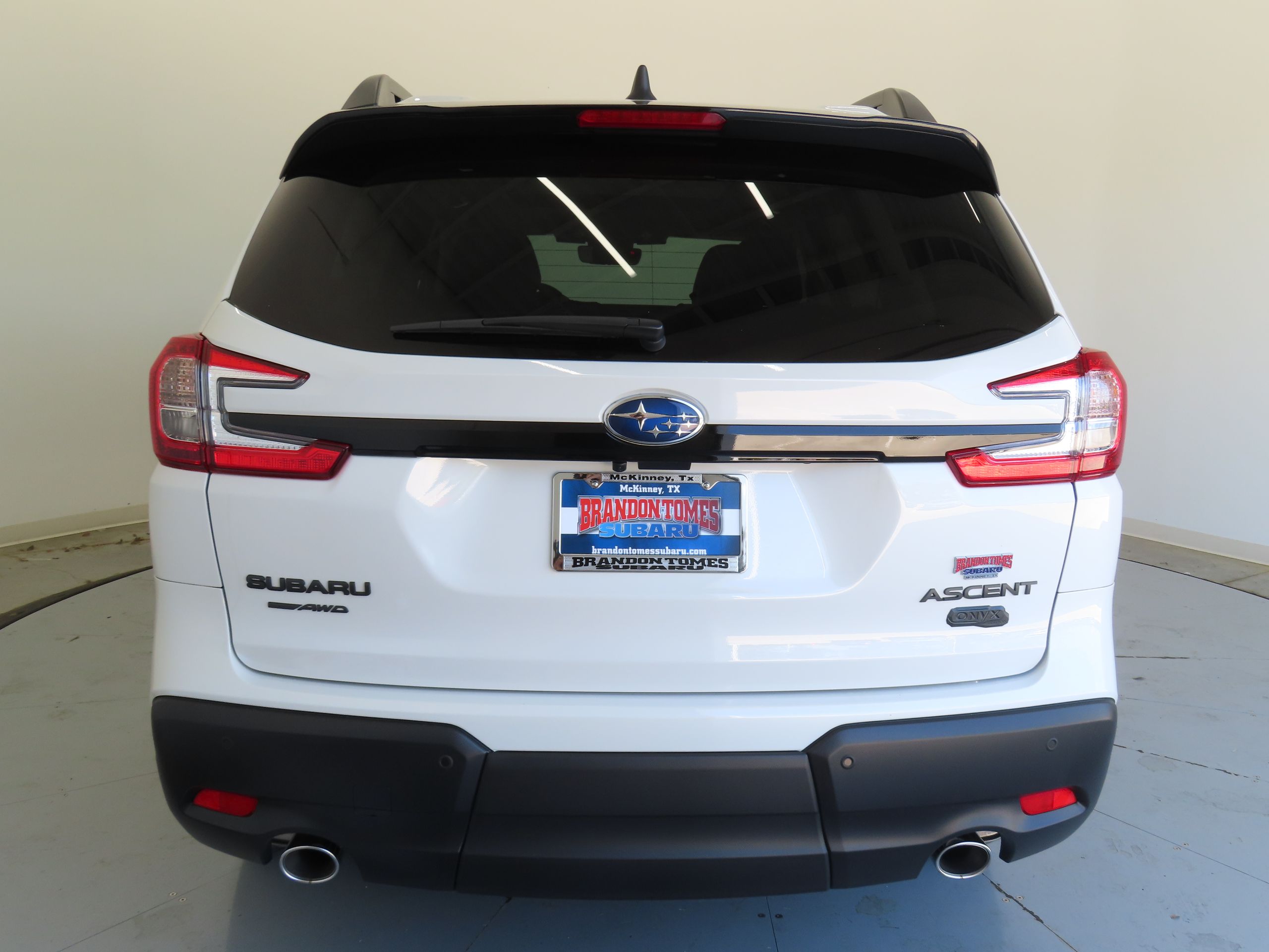 2025 Subaru Ascent Onyx Edition photo 4