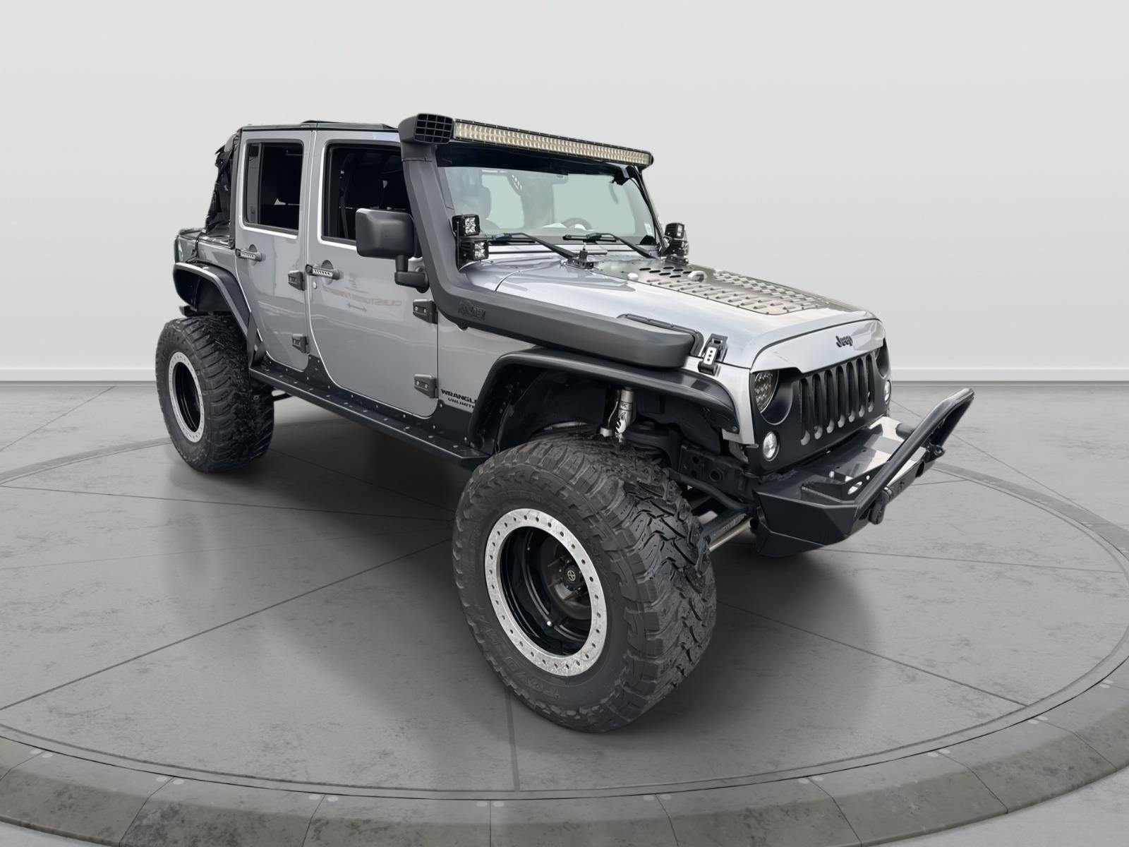 2016 Jeep Wrangler Unlimited Rubicon's photo