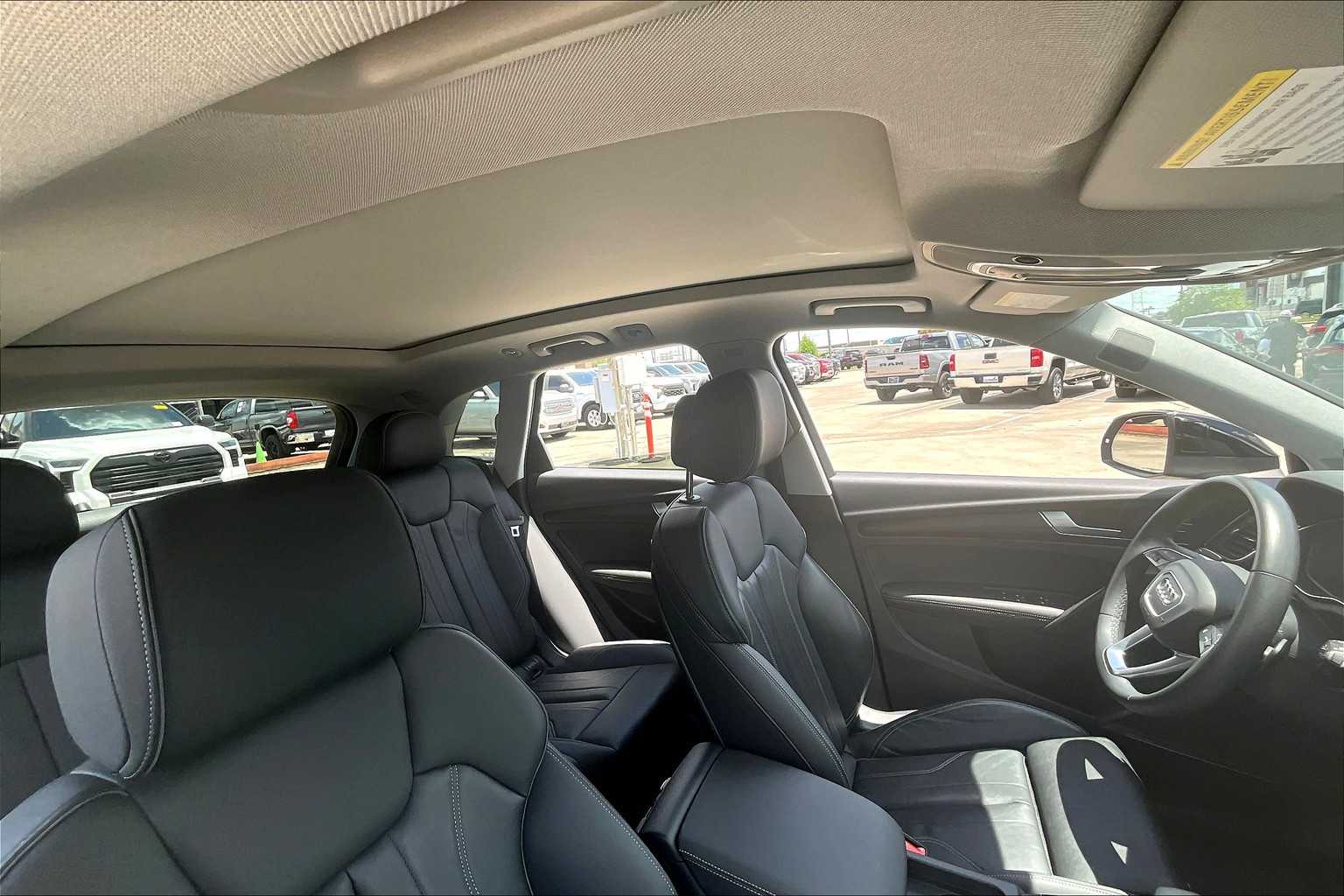 2024 Audi Q5 S line Premium Plus photo 13