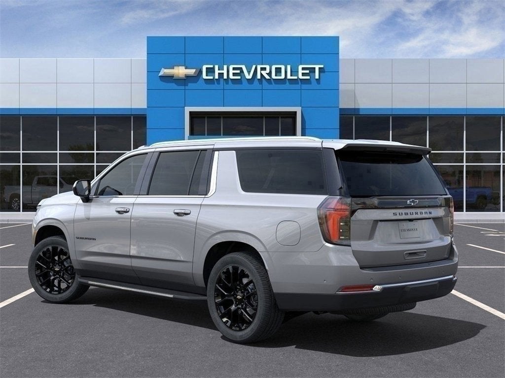 2025 Chevrolet Suburban LS photo 3