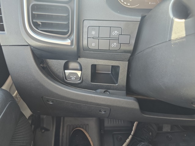 2025 Ram ProMaster 1500 SLT photo 14