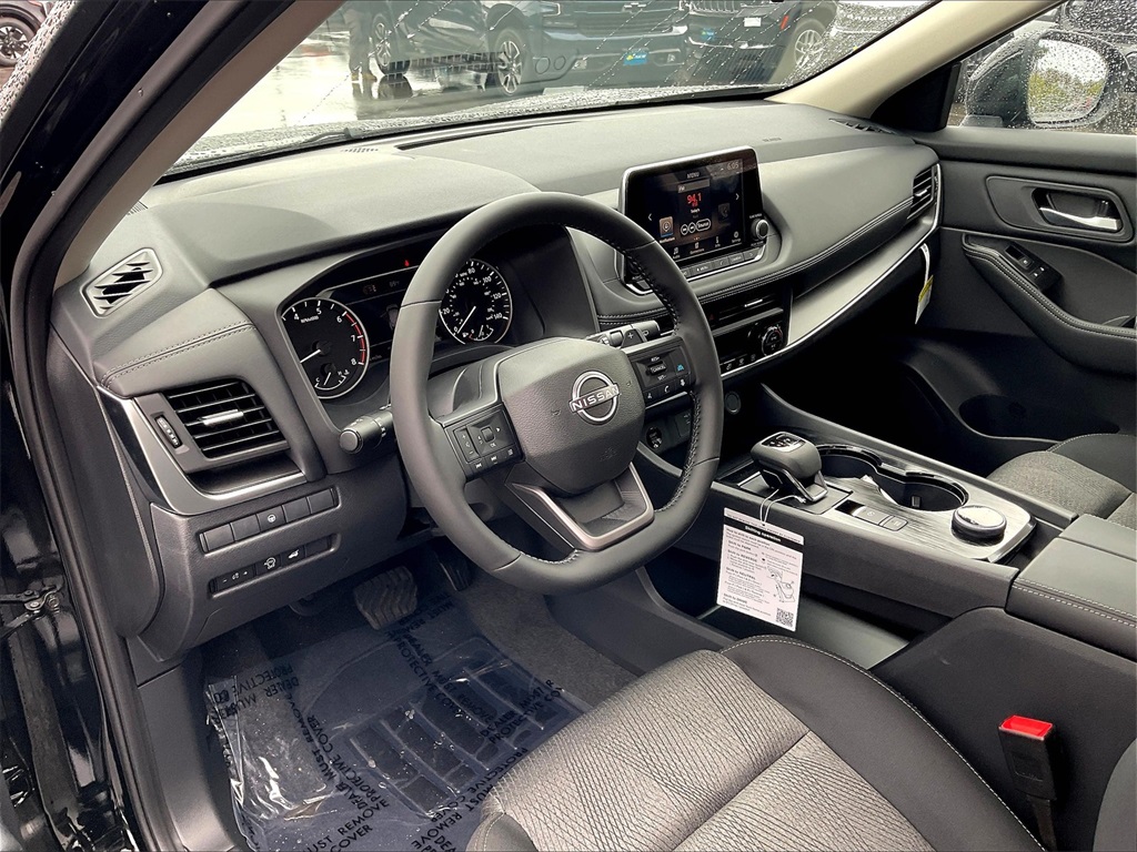 2026 Nissan Rogue SV photo 8