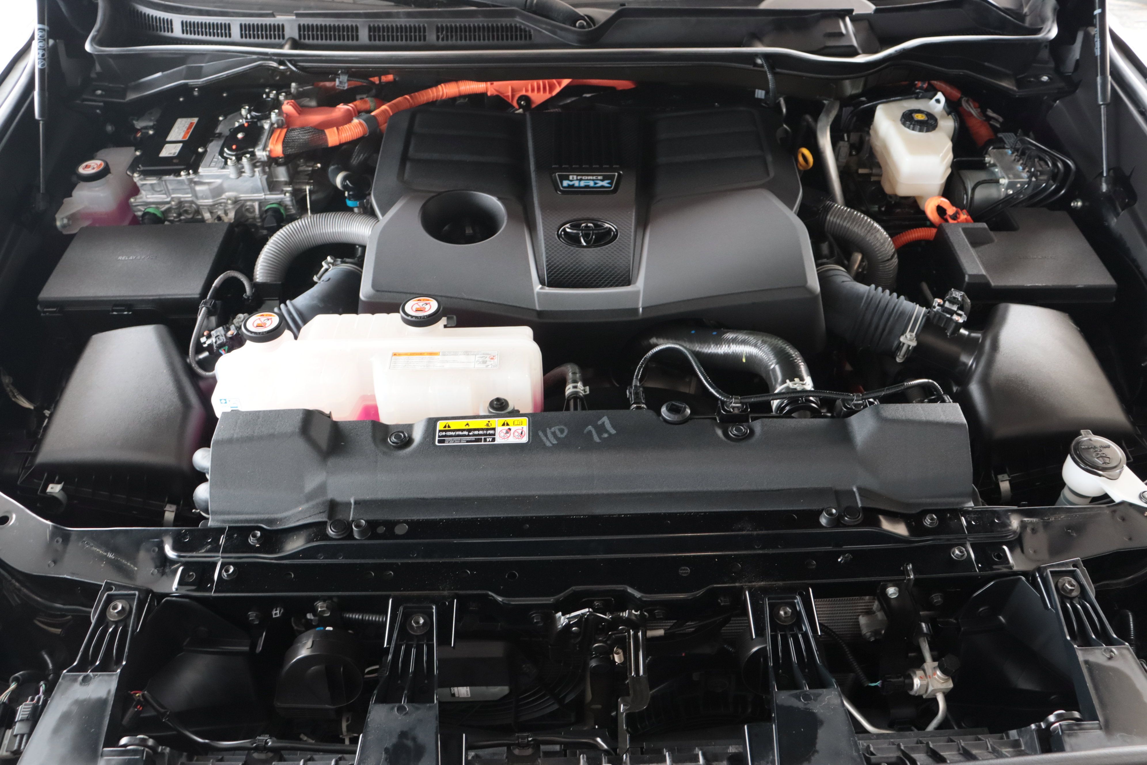 2024 Toyota Sequoia Platinum photo 35