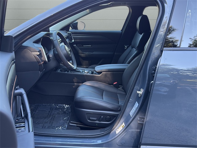 2025 Mazda CX-50 Premium photo 9