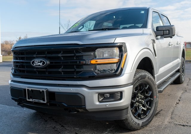 2025 Ford F-150 XLT's photo