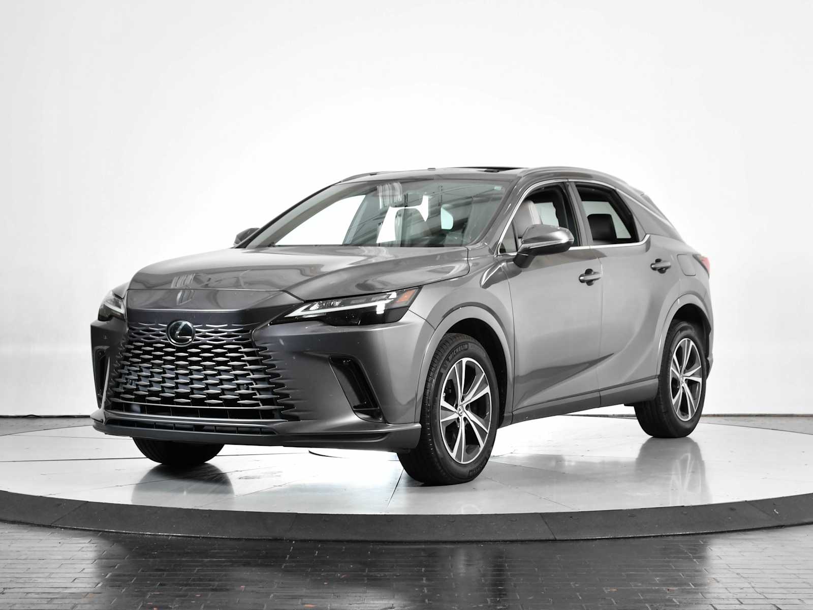 2023 Lexus RX 350's photo